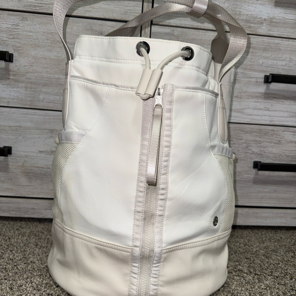 Lululemon Tennis Pickleball Rally white bag